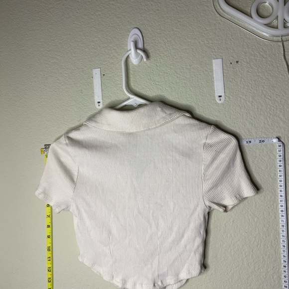 Cream Ribbed Collared Crop Top - Picture 3 of 3